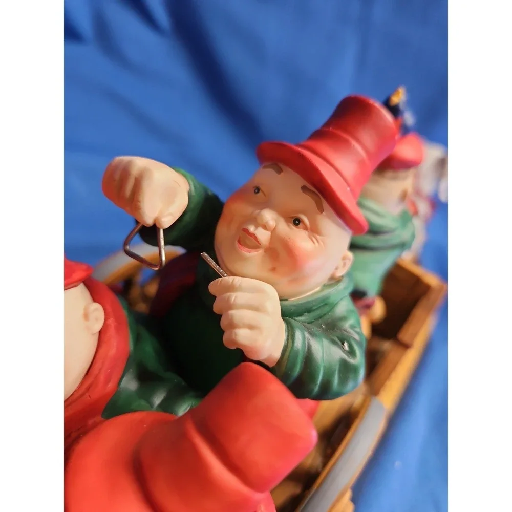 Dept 56 Christmas MERRY MAKERS Merrily We Roll Along Carolers Choir Monks 14x7